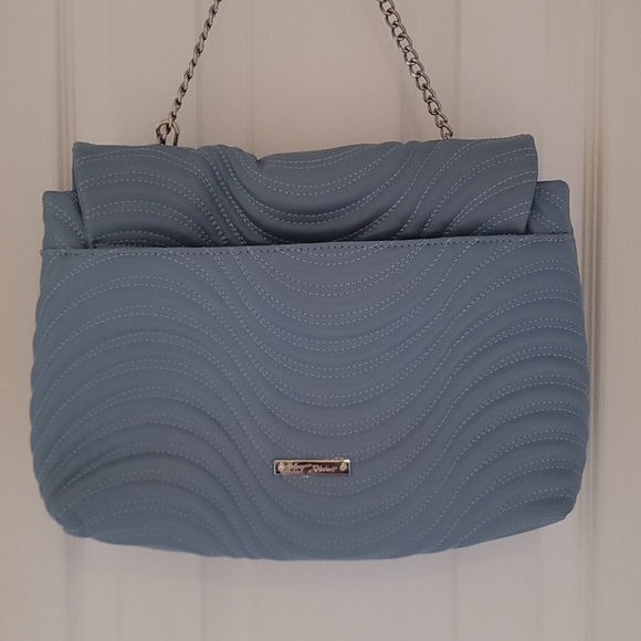 Betsey Johnson purse - Picture 3 of 4